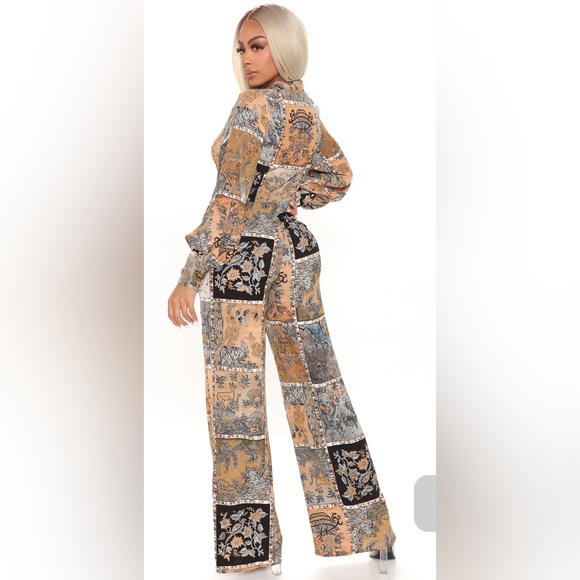Printed Jumpsuit Size Small - Picture 3 of 5